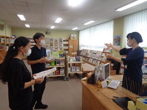 4日目県庁内図書室.JPG